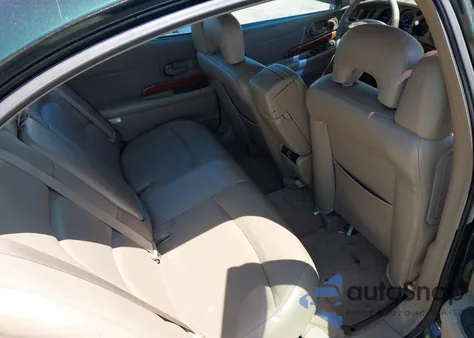 2002 Buick Lesabre Limited z USA, uszkodzony, nr VIN 1G4HR54K92U160256